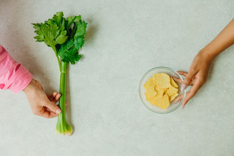 What Is the Healthiest Snack to Eat Mid-Morning?