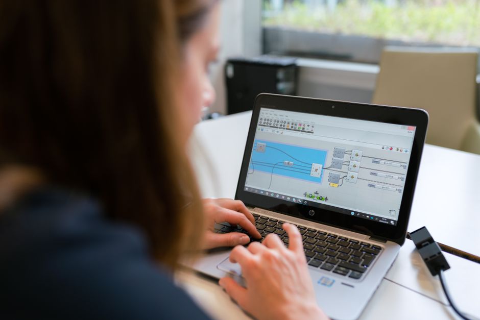 What Software Helps Accelerated Nursing Students Stay on Track?